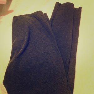 Grey leggings 🛍